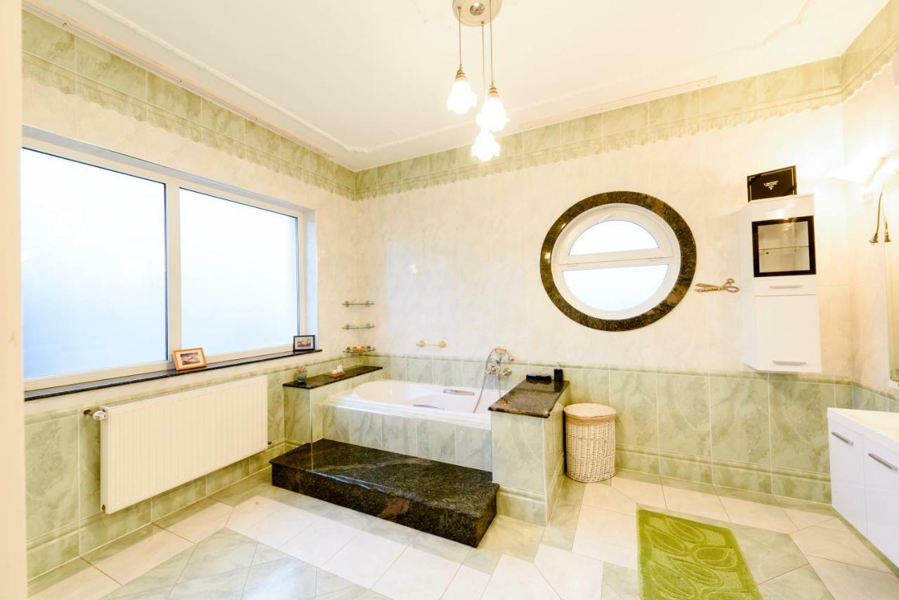 Elite Boutique Villa Oerkeny Orkeny ภายนอก รูปภาพ