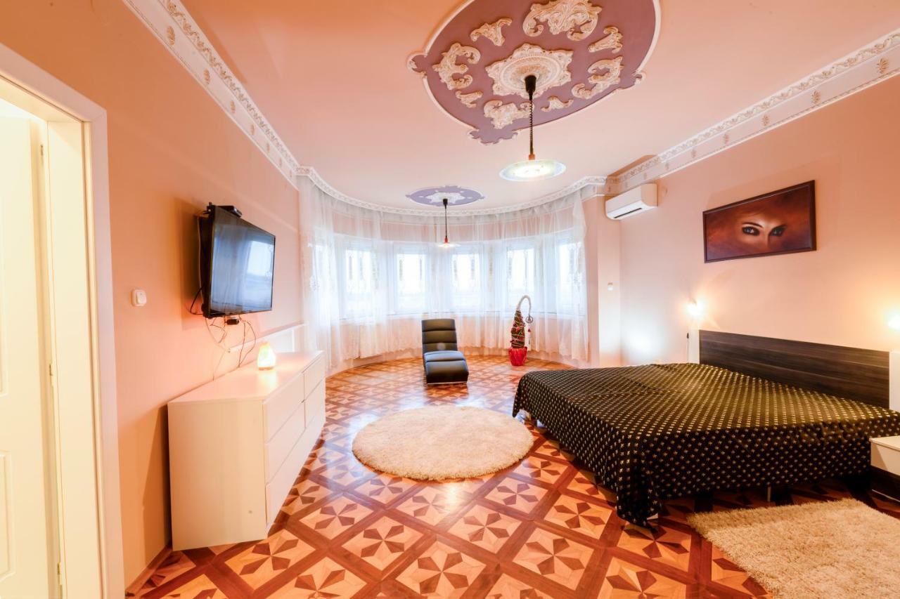 Elite Boutique Villa Oerkeny Orkeny ภายนอก รูปภาพ